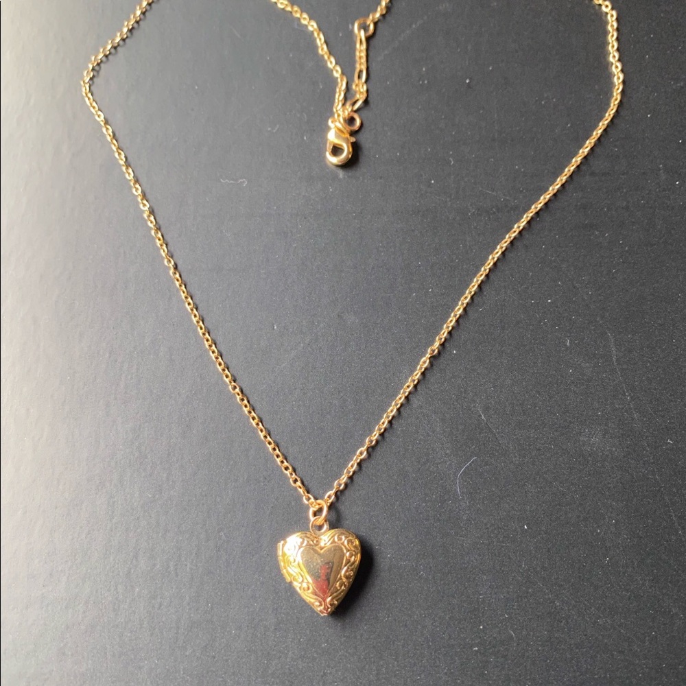 18k gold heart necklace and heart pendant